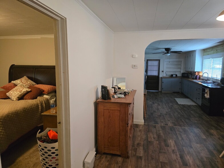 More Photos Of 517 Pleasant Ave, Kannapolis Religious Facility For Sale