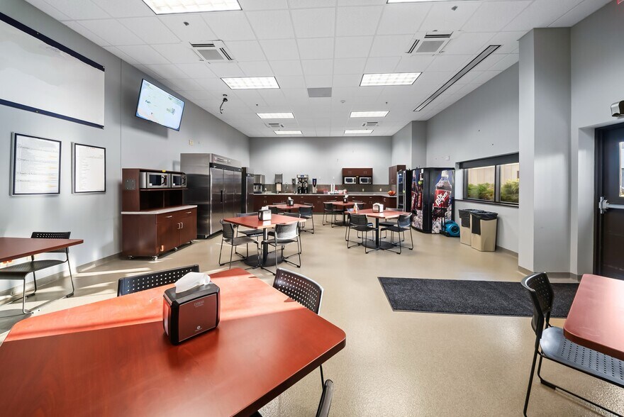 More Photos Of 6001 W Van Horn Tavern Rd, Columbia Office For Lease