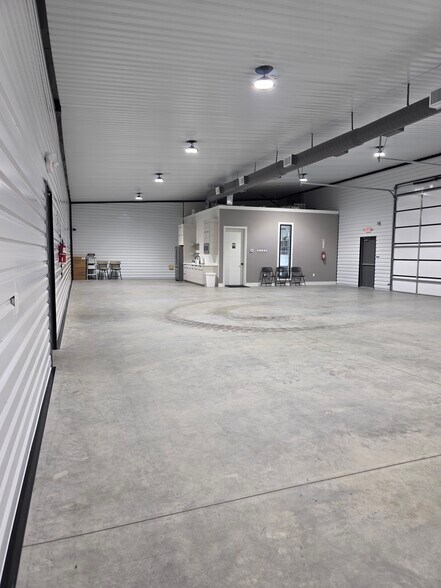 More Photos Of 3941 Ruger Dr, Royse City Industrial For Lease