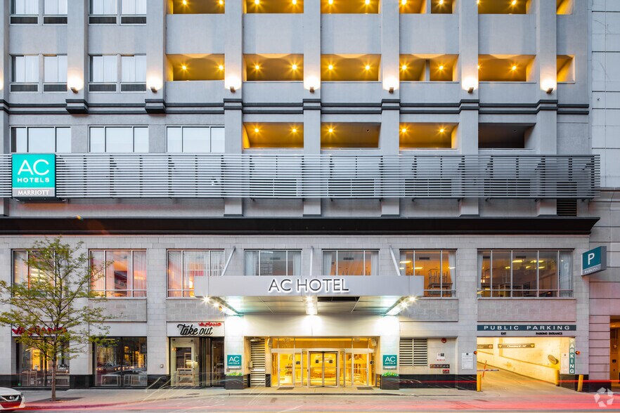 More Photos Of 630 N Rush St, Chicago Hotel For Lease