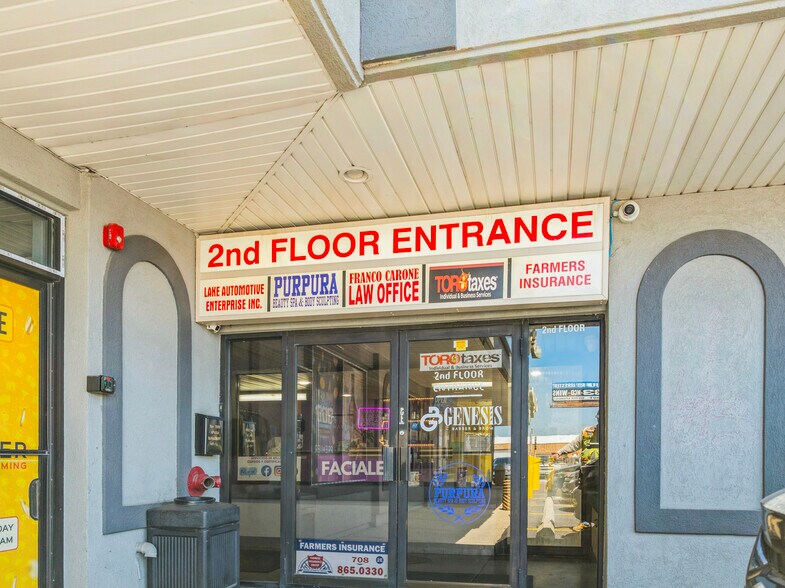 More Photos Of 1559 N Mannheim Rd, Stone Park General Retail For Sale
