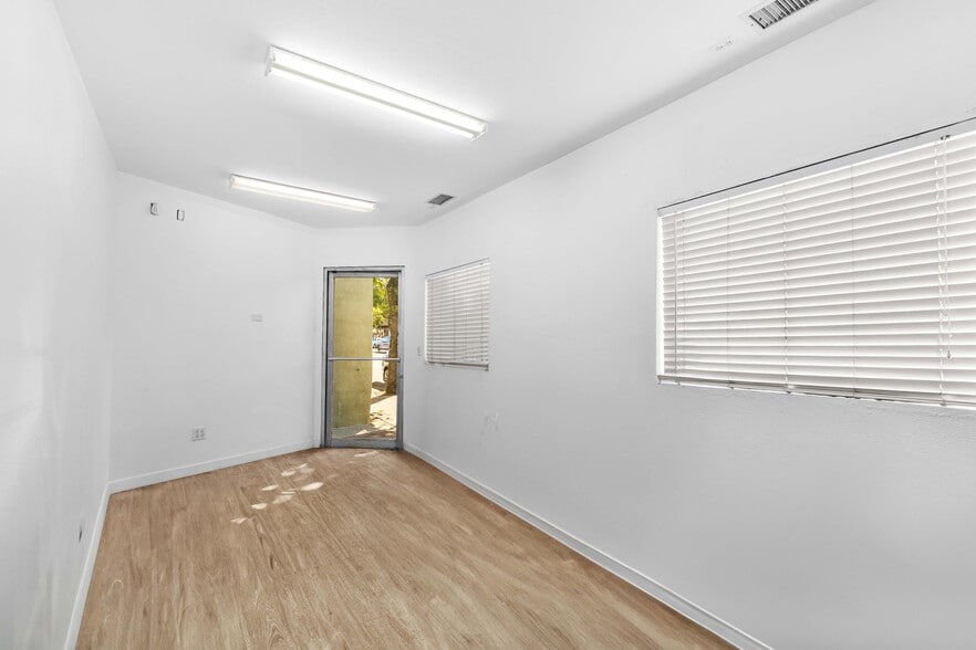 More Photos Of , Tujunga Unknown For Sale