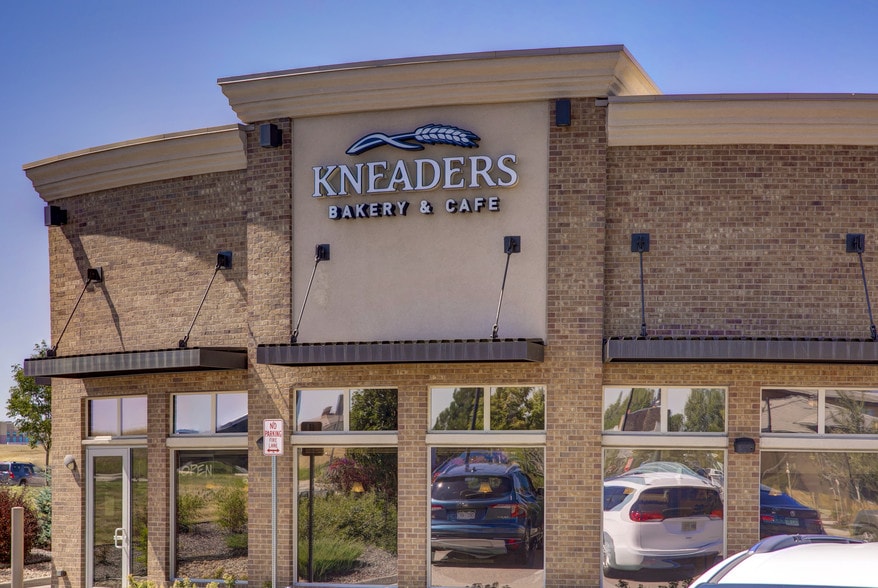 More Photos Of 9846 Zenith Meridian Dr, Englewood Restaurant For Sale