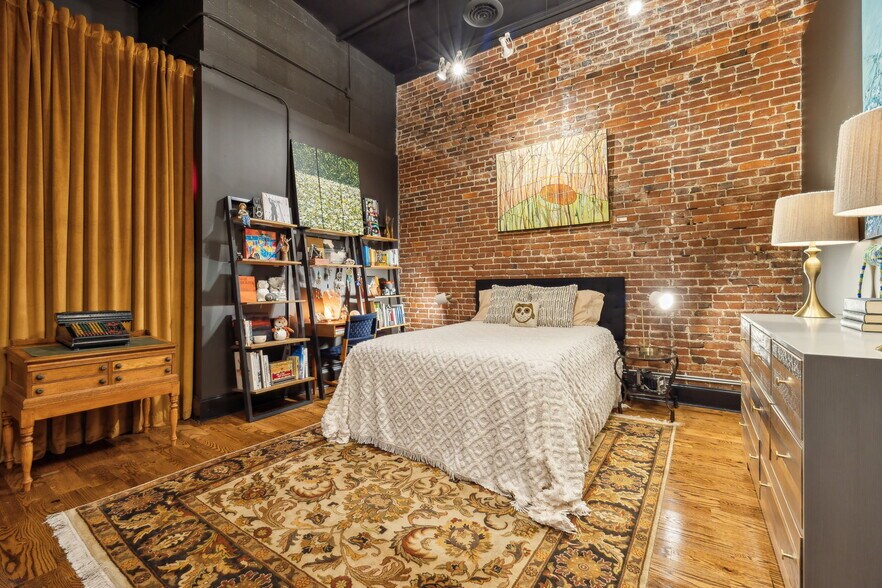 More Photos Of 208 3rd Ave N, Nashville Loft Creative Space For Sale