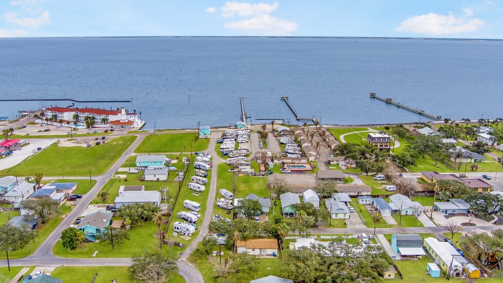 More Photos Of 301 S Fulton Beach, Rockport Trailer Camper Park For Sale