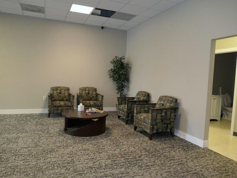 More Photos Of 5641 N Washington St, Denver Manufacturing For Lease
