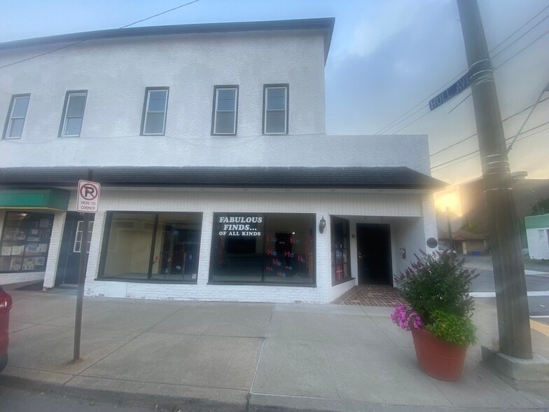 More Photos Of 115 W Lackawanna Ave, Olyphant Storefront Retail Residential For Lease