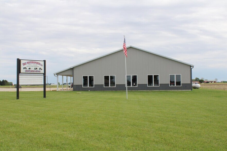 Primary Photo Of 1854 SR-49 Hwy, Arcanum Flex For Sale