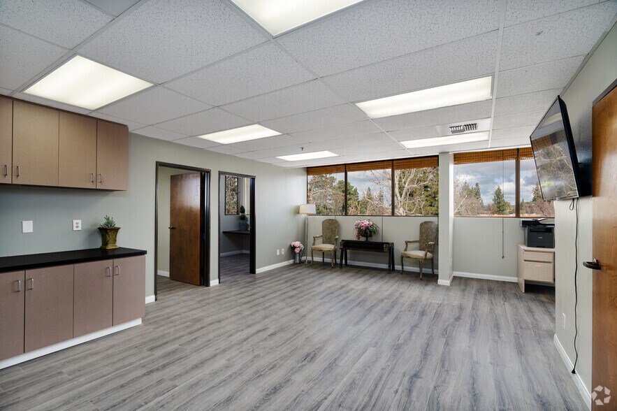 More Photos Of 3550 Q St, Bakersfield Medical For Sale
