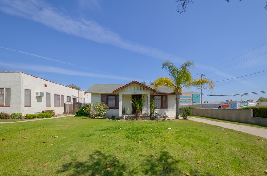 More Photos Of 1673 W Valley Blvd, Alhambra Auto Repair For Sale