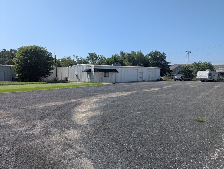 More Photos Of , Dripping Springs Unknown For Sale