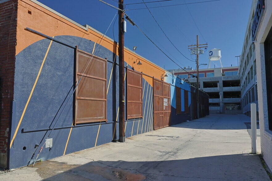 More Photos Of 2014-2022 E 7th St, Los Angeles Office For Lease