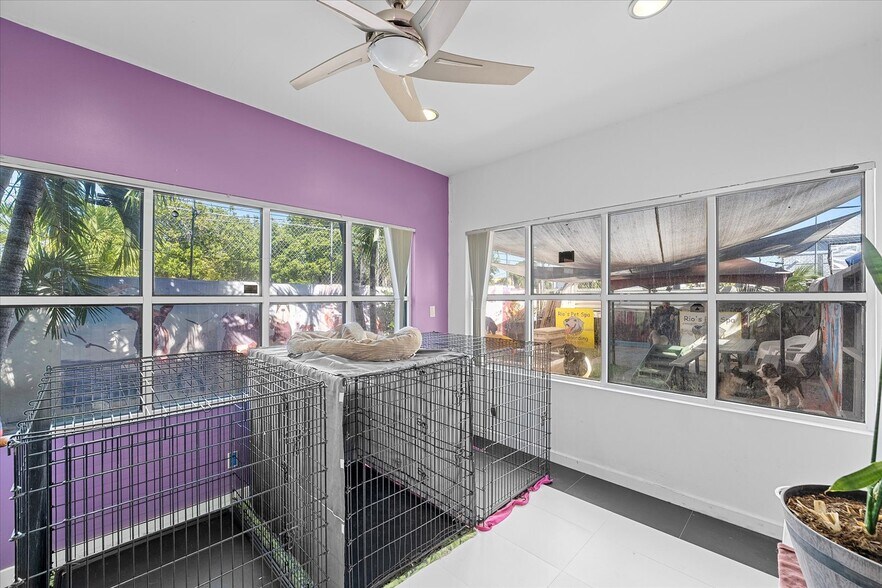 More Photos Of 609 NE 127th St, North Miami Freestanding For Sale