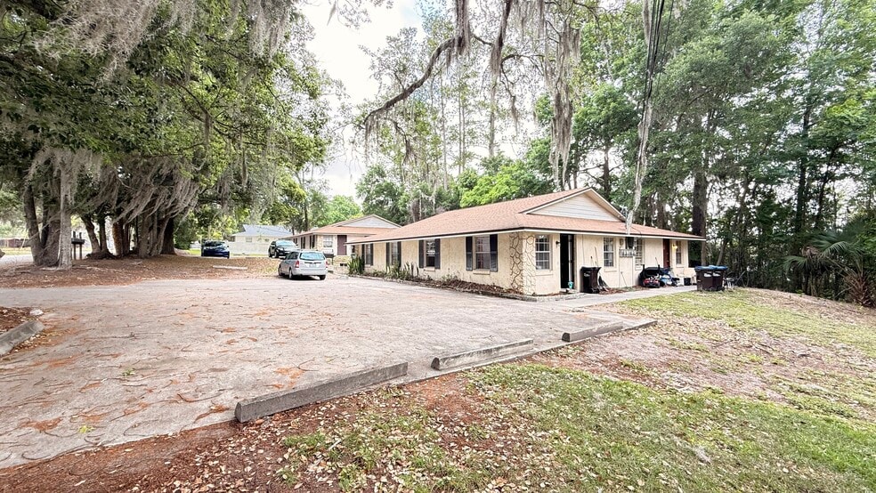More Photos Of 11613 SE 57th Ave, Belleview Apartments For Sale