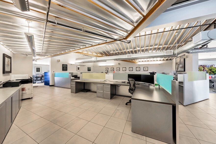 More Photos Of 24691 Del Prado Ave, Dana Point Freestanding For Sale