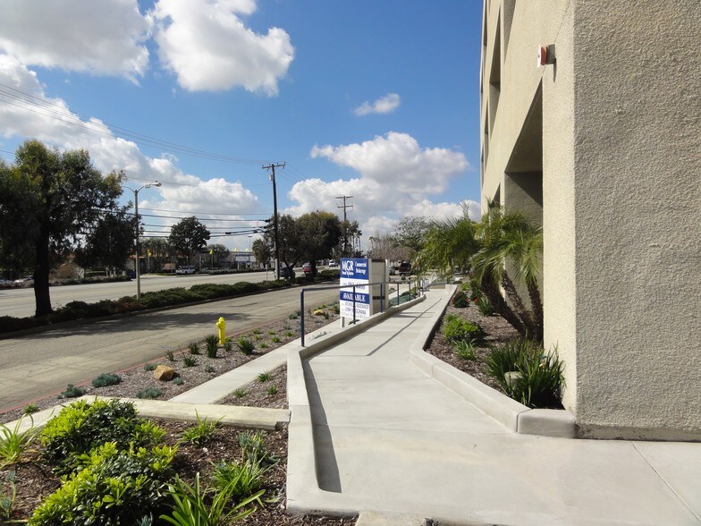 More Photos Of 1425 W Foothill Blvd, Upland Loft Creative Space For Lease
