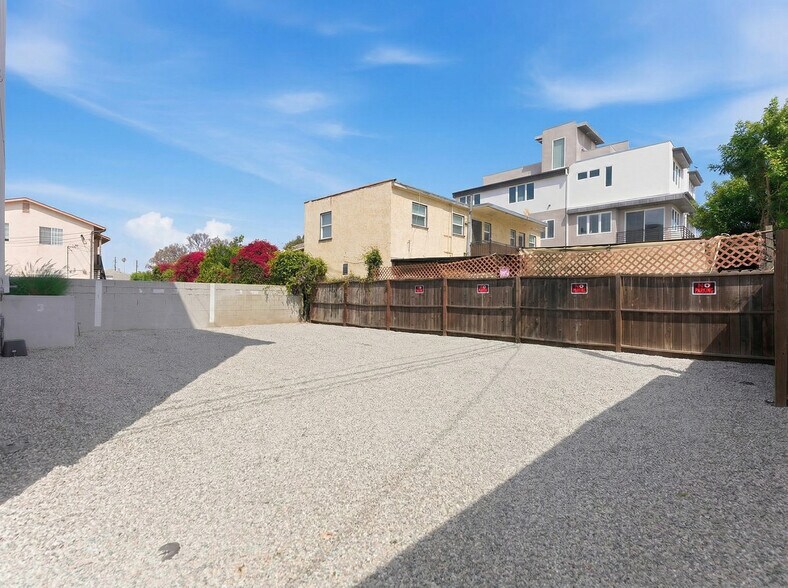 More Photos Of 5075 Pickford St, Los Angeles Apartments For Sale