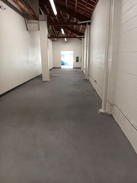 More Photos Of 1212 Wall St, Los Angeles Storefront For Lease