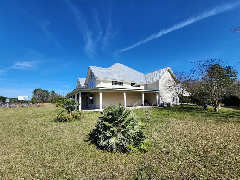 More Photos Of 7495 Union Rd, Hahira Restaurant For Sale