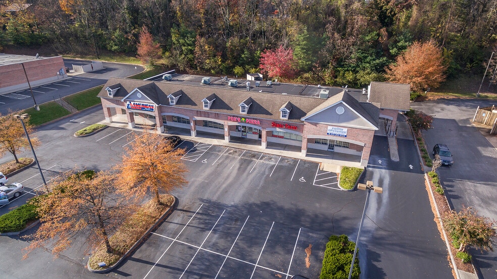 Primary Photo Of 104 University Pky, Johnson City Unknown For Lease