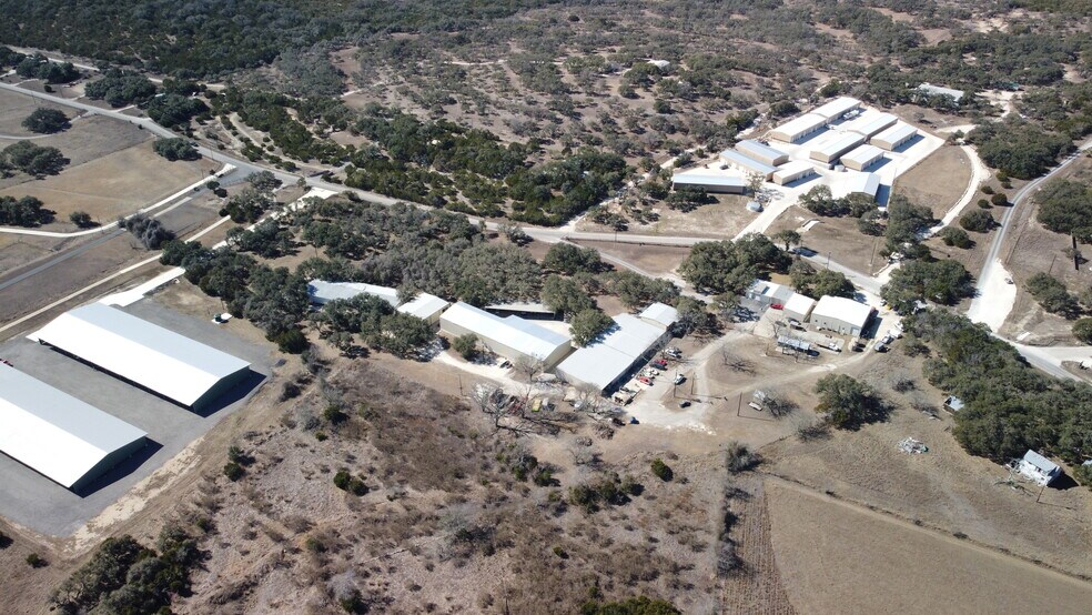 More Photos Of 41 Rust Ln, Boerne Light Manufacturing For Lease