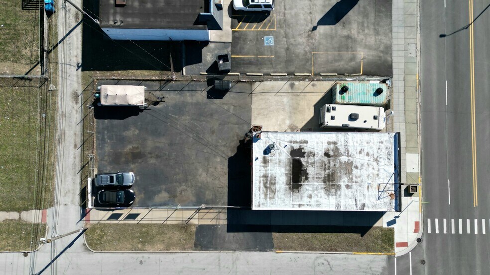 More Photos Of 635 Burnham Ave, Calumet City Auto Repair For Sale