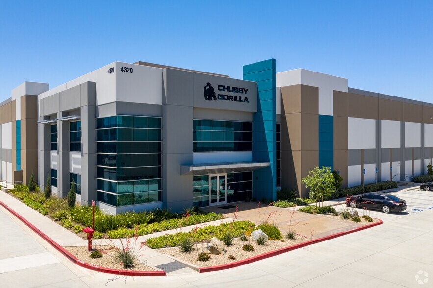 More Photos Of 4260 N Harbor Blvd, Fullerton Unknown For Lease