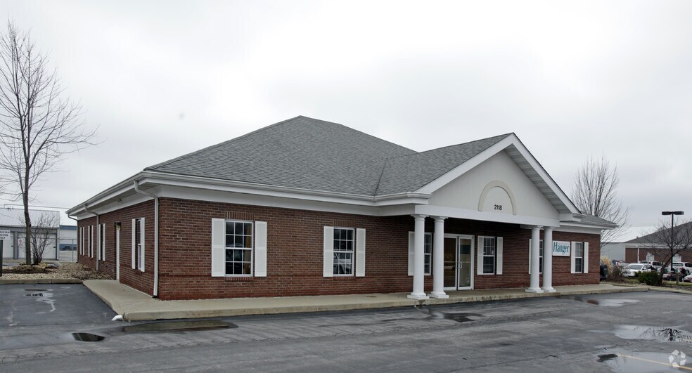 Primary Photo Of 2118 Vadalabene Dr, Maryville Medical For Lease