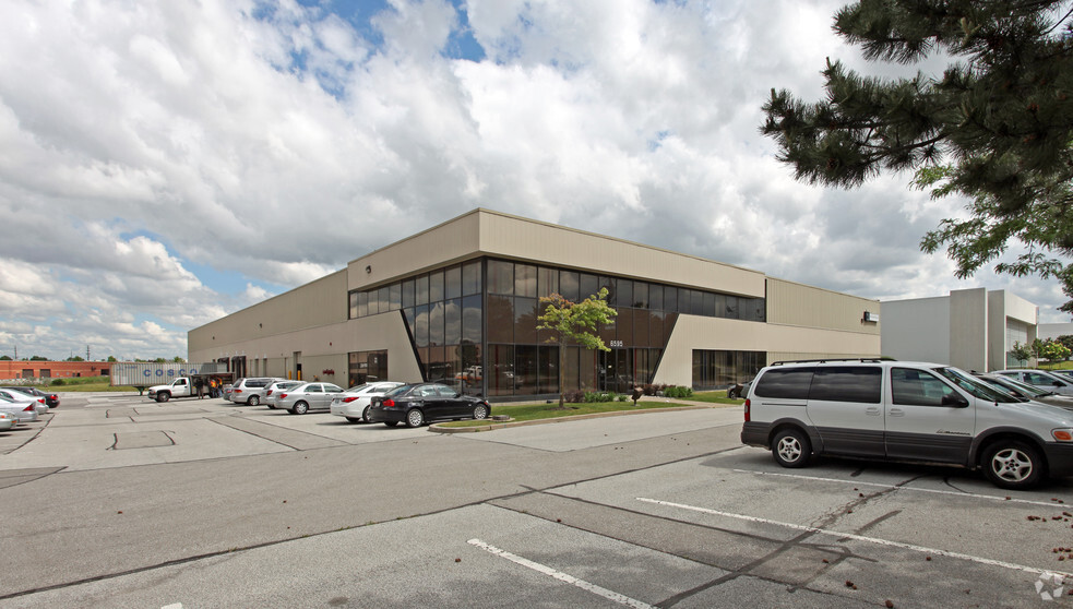 Primary Photo Of 6595 Ordan Dr, Mississauga Warehouse For Lease