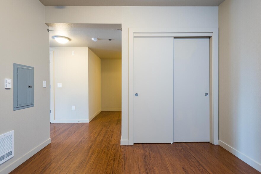 More Photos Of 4419-4439 NE Fremont St, Portland Apartments For Sale
