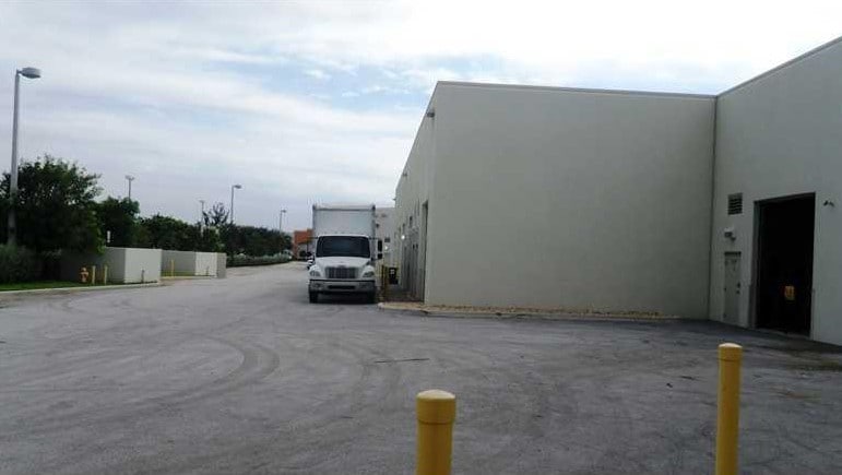 More Photos Of 2051 NW 112th Ave, Doral Showroom For Sale