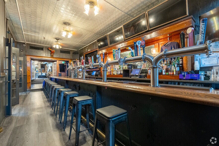More Photos Of 1209 S Charles St, Baltimore Bar For Sale