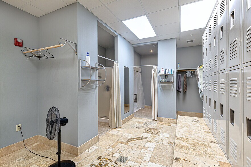 More Photos Of 1100 Brookstone Centre Pky, Columbus Office Residential For Sale