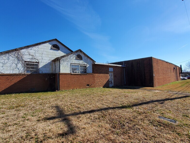 More Photos Of 1408 Glenn Ave, Kannapolis Warehouse For Lease