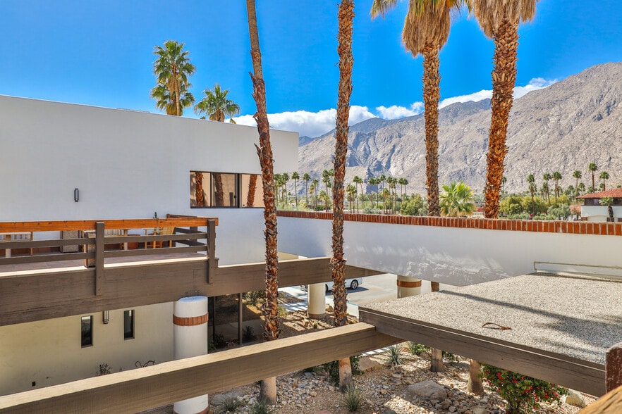 More Photos Of 901 E Tahquitz Canyon Way, Palm Springs Office For Lease