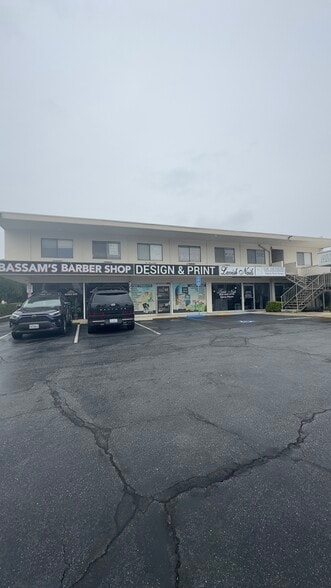 Primary Photo Of 345 W Foothill Blvd, Glendora Storefront Retail Office For Lease