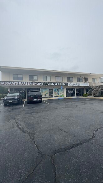 Primary Photo Of 345 W Foothill Blvd, Glendora Storefront Retail Office For Lease