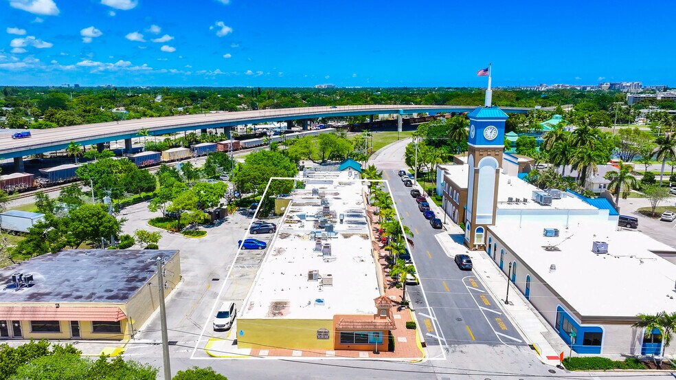 More Photos Of 101-161 NE 2nd Ave, Deerfield Beach Unknown For Lease