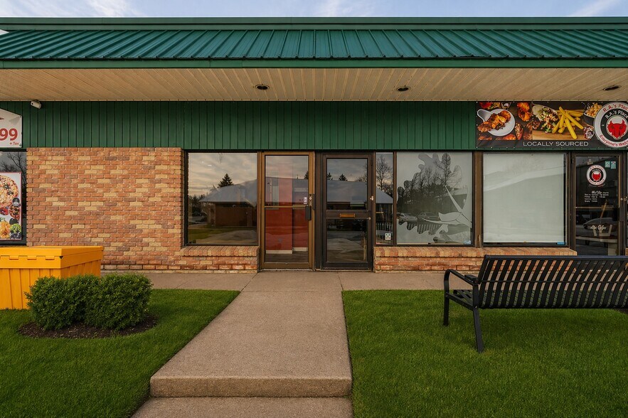 More Photos Of 47 Northumberland St, North Dumfries General Retail For Lease