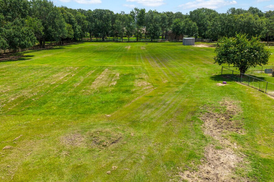 More Photos Of 18334 Mueschke Rd, Cypress Land For Sale
