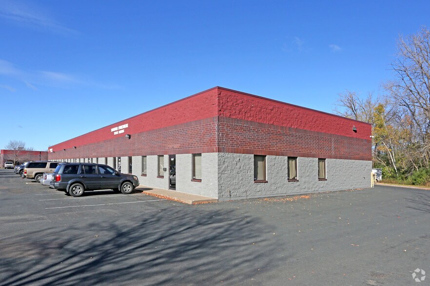 More Photos Of 1871-1897 Buerkle Rd, Saint Paul Light Manufacturing For Lease