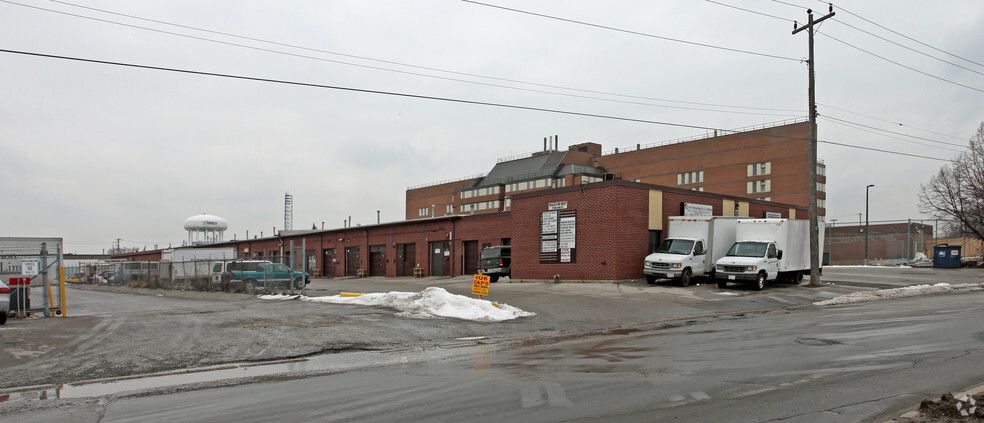 Primary Photo Of 126 Sinnott Rd, Toronto Service For Lease