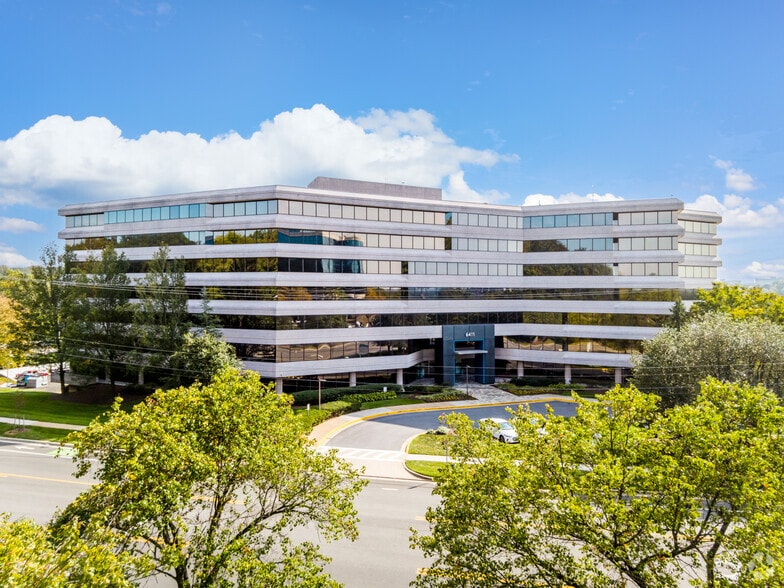 More Photos Of 6411 Ivy Ln, Greenbelt Office For Lease