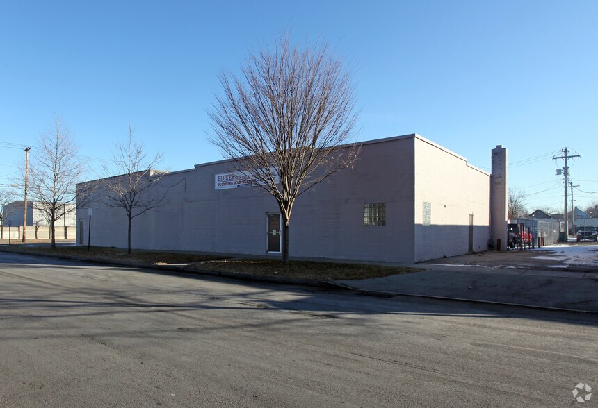 More Photos Of 631 West Ave, Rochester Warehouse For Sale