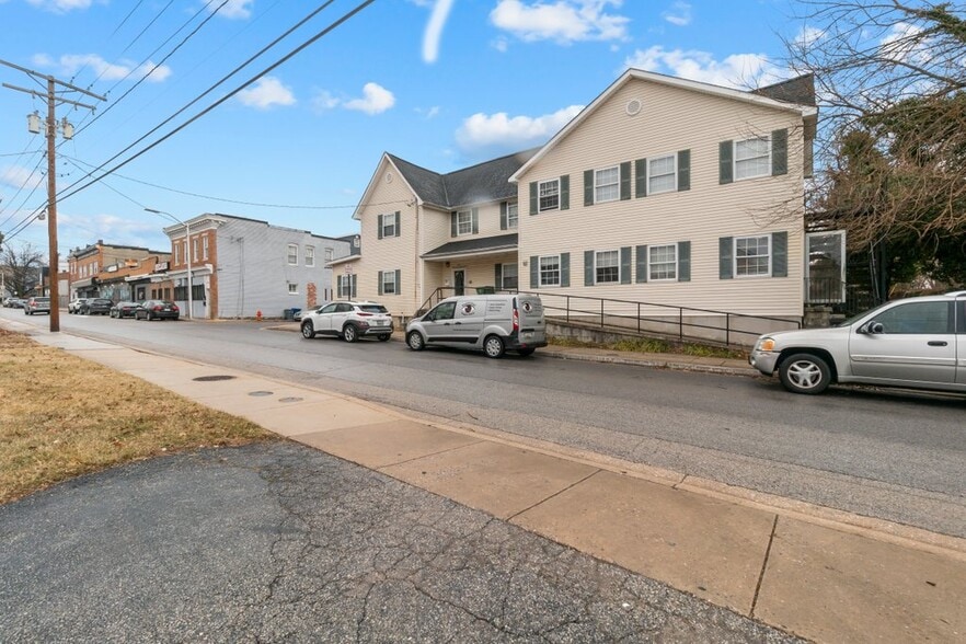 More Photos Of 3921 Old York Rd, Baltimore Specialty For Sale
