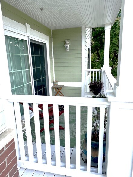 More Photos Of 219 White St, Frankfort Office Residential For Sale