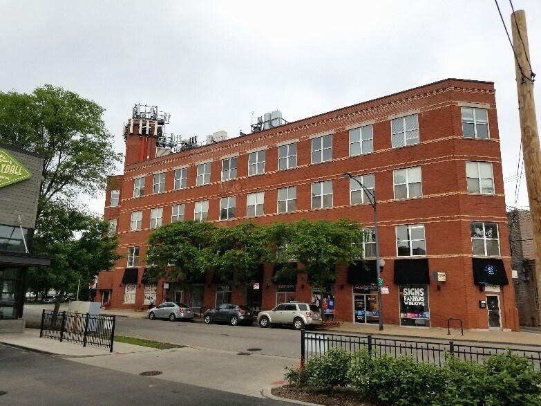 More Photos Of 1820 W Webster Ave, Chicago Office For Sale