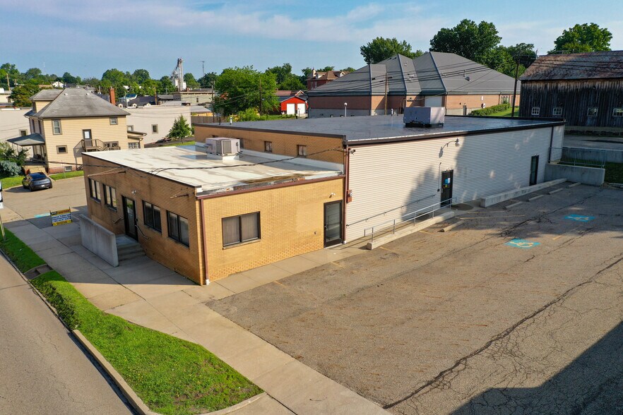 More Photos Of 95 E Main St, Carrollton Office For Sale