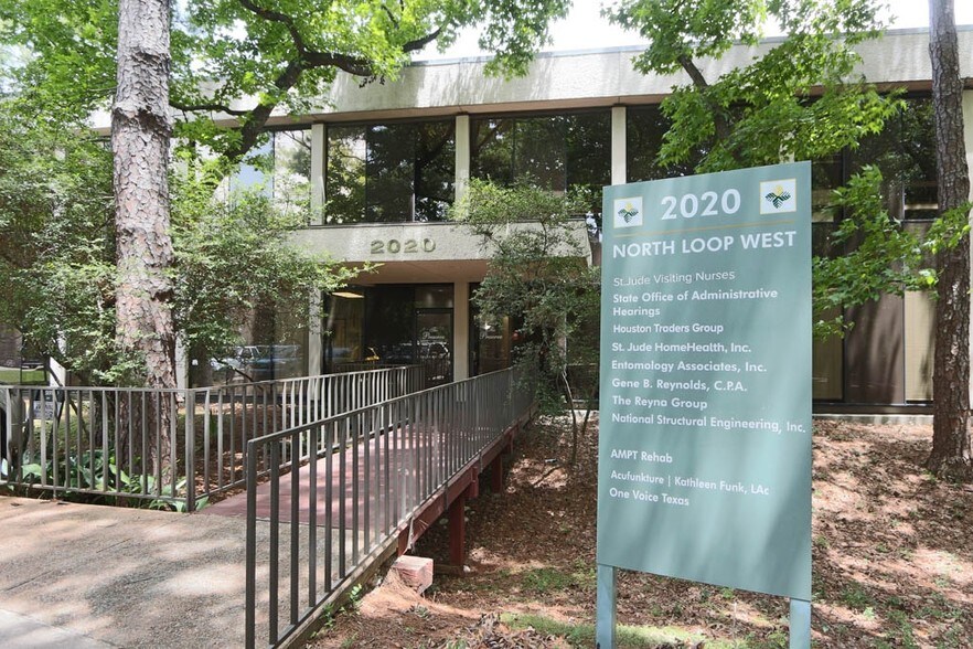 More Photos Of 2020 N Loop Fwy W, Houston Office For Lease