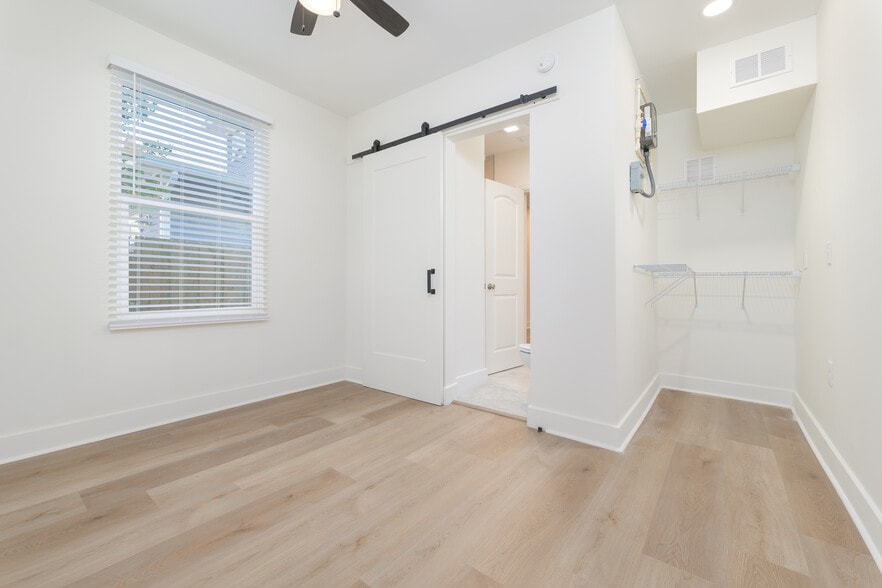 More Photos Of 1628 Walnut St, Jacksonville Multifamily For Sale